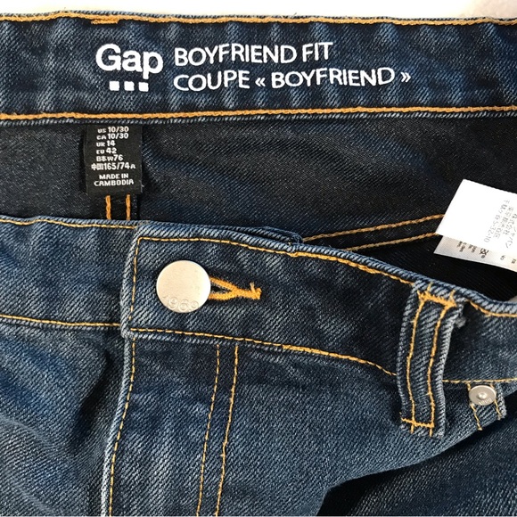 GAP Boyfriend Cuffed Jeans - Picture 5 of 11